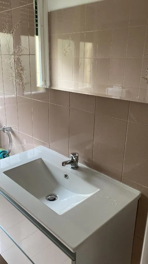 La Casa Di Andrea Grande Appartamento A Due Passi Dalle Spiagge Ραπάλο